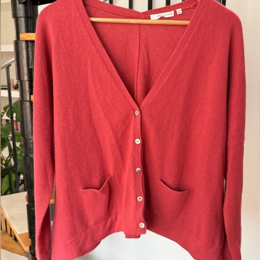 360 Cashmere Women’s Button Down Red Cardigan size XL - Picture 1 of 7